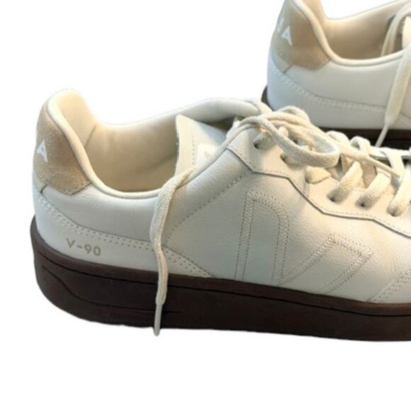 Veja V-90 Leather Sneakers White Pierre Almond Men\'s 12 Excellent Condition main image 8